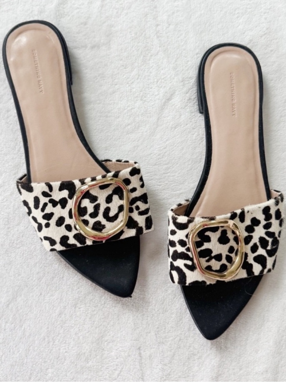 Something Navy Leopard Print
Slide Sandals Size 8